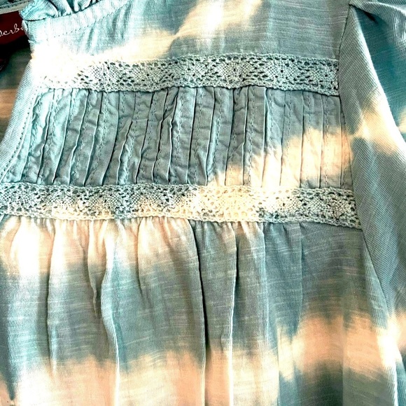 Gloria Vanderbilt Arctic Tie Dye Henley size M - Picture 10 of 12